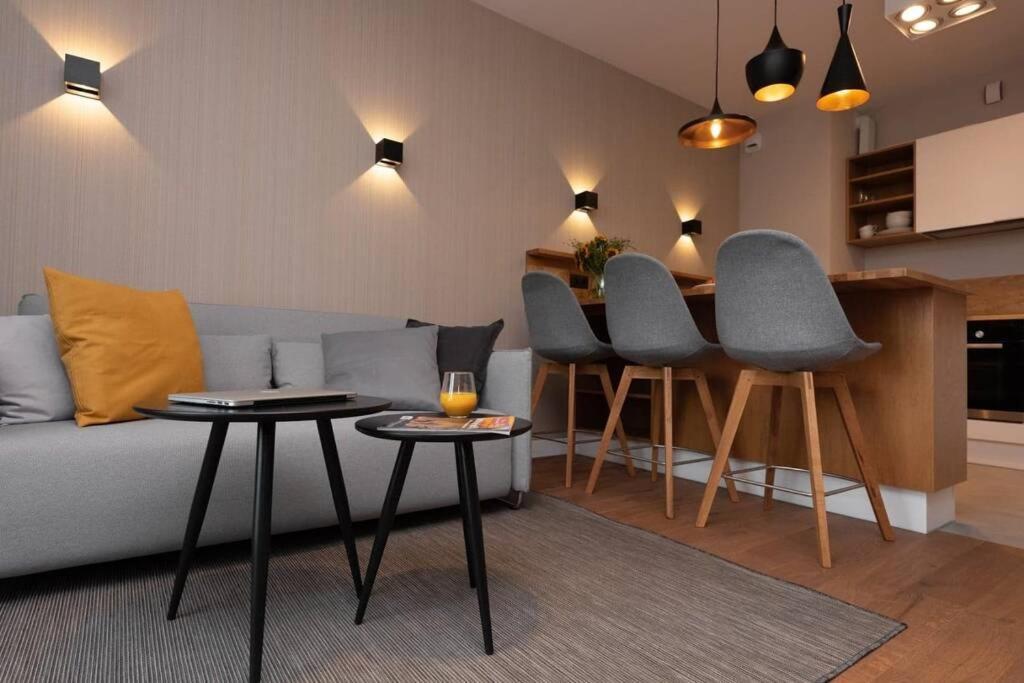 Stylish Apartment Luminis In Krakow'S Kazimierz Εξωτερικό φωτογραφία